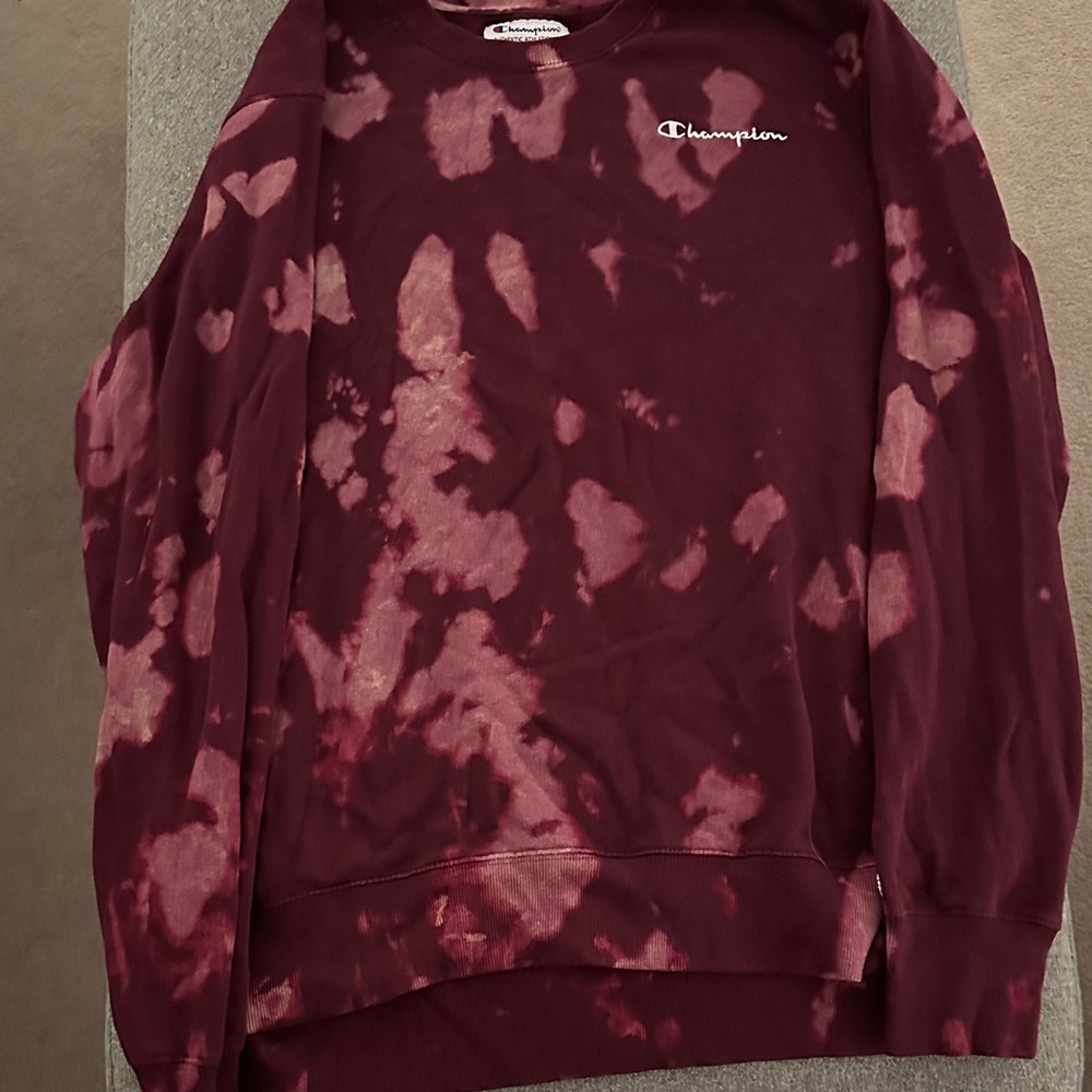 Champion Men's Burgundy Tie-Dye Crewneck Sweater